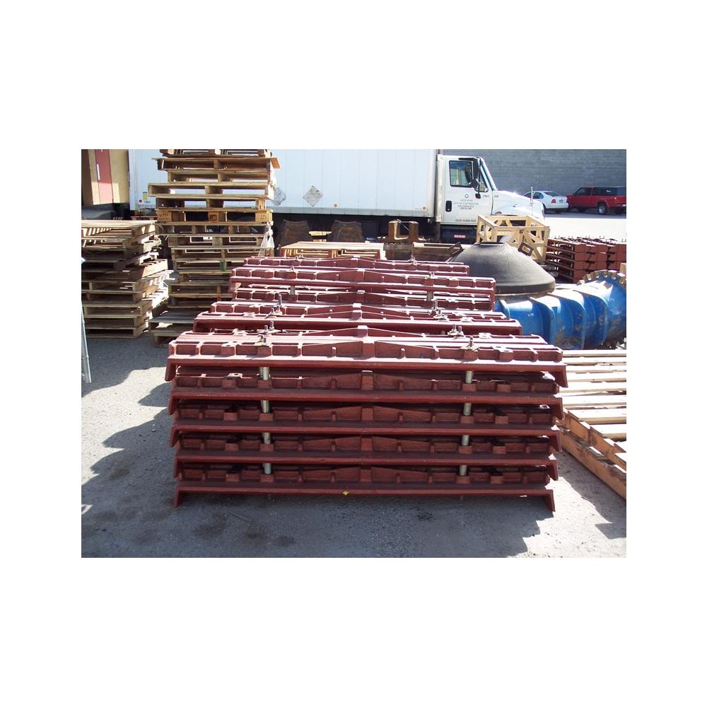 Apron Feeder Pan Parts Ready to Ship  Unicast Wear Parts