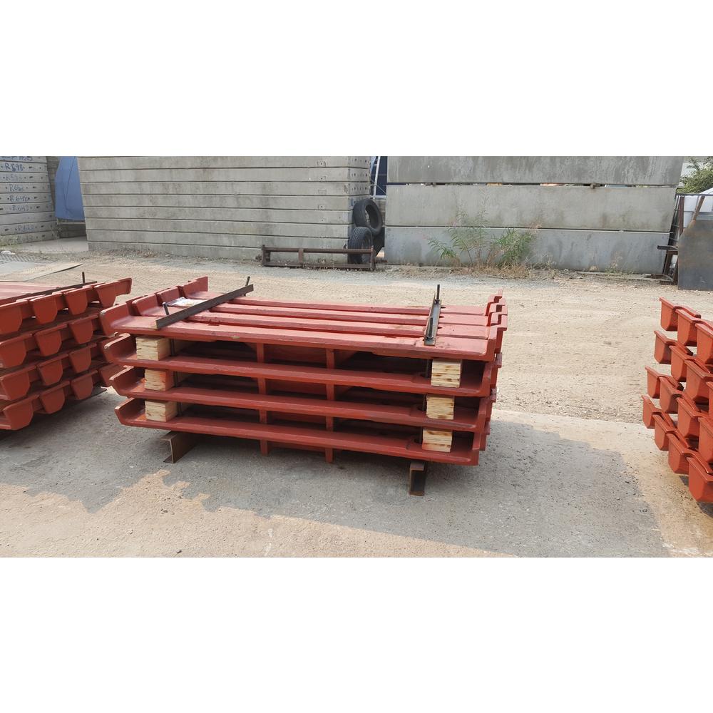 Apron Feeder Pans  Unicast Wear Parts