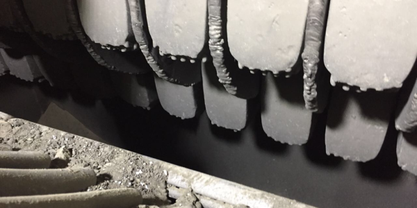  Clinker hammer with 80 mm TiC inserts lasts three years longer Unicast Wear Parts